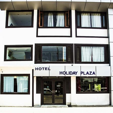 Готель Holiday Plaza Срінагар Екстер'єр фото